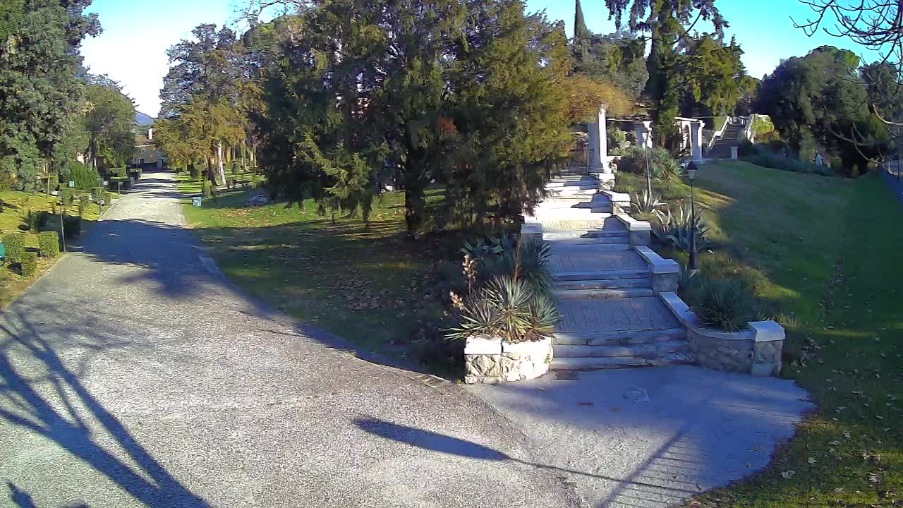 Parco Coronini-Cronberg Live Webcam – Green Oasis