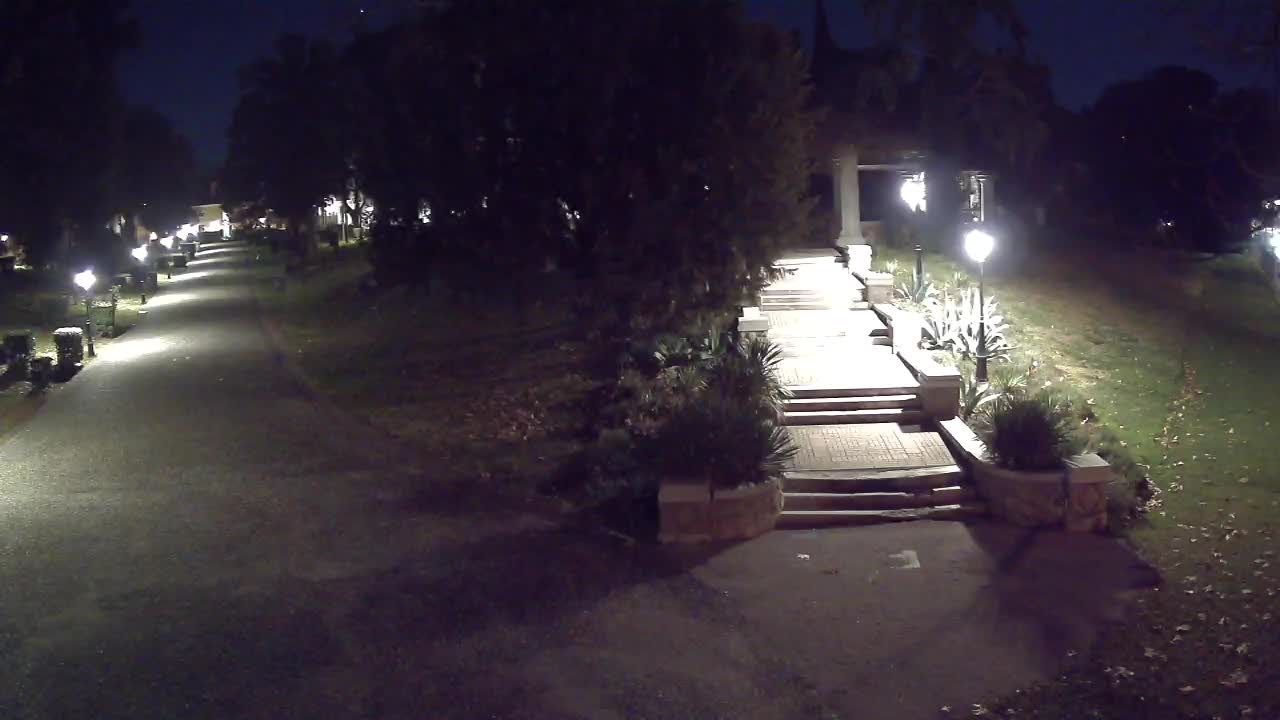 Parco Coronini-Cronberg Live Webcam – Green Oasis