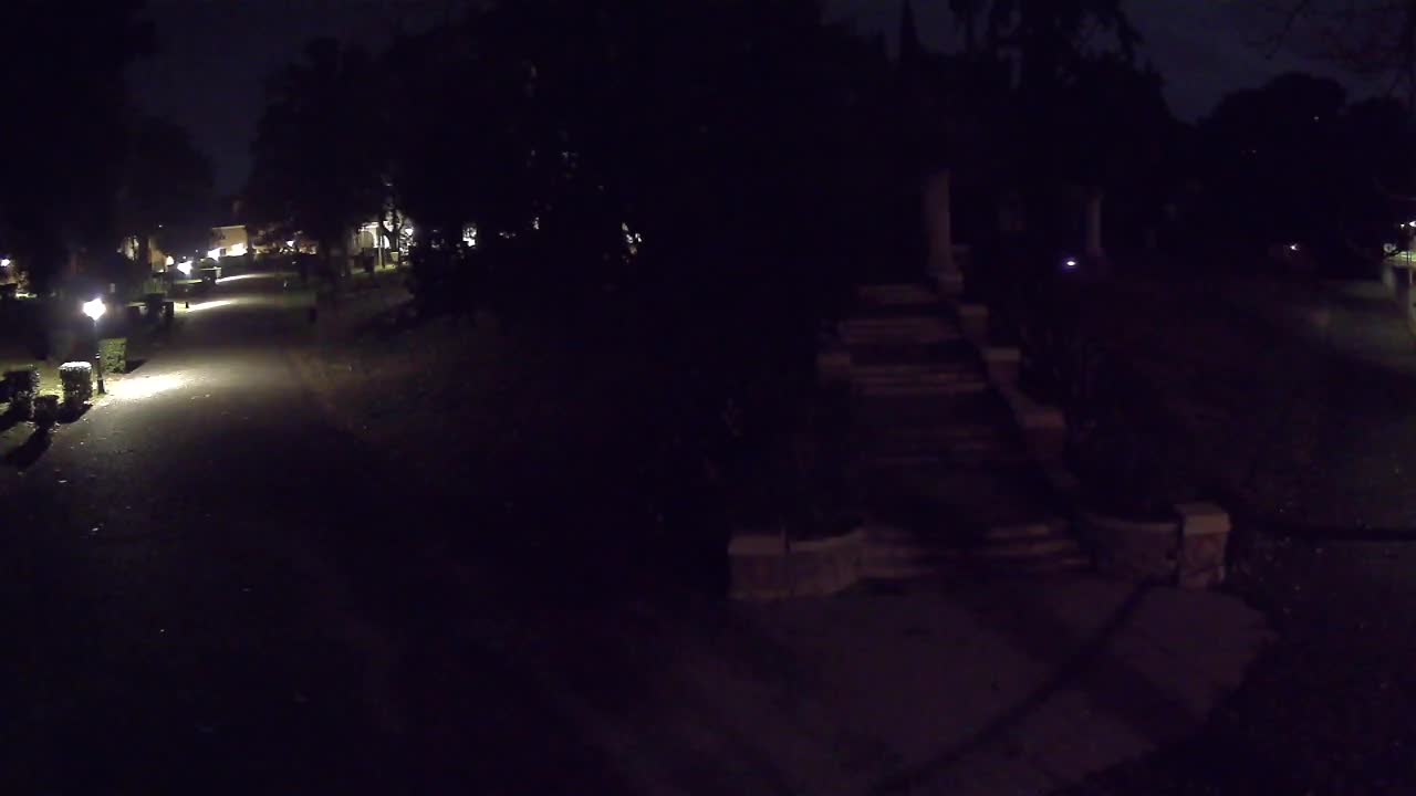 Parco Coronini-Cronberg Live Webcam – Green Oasis