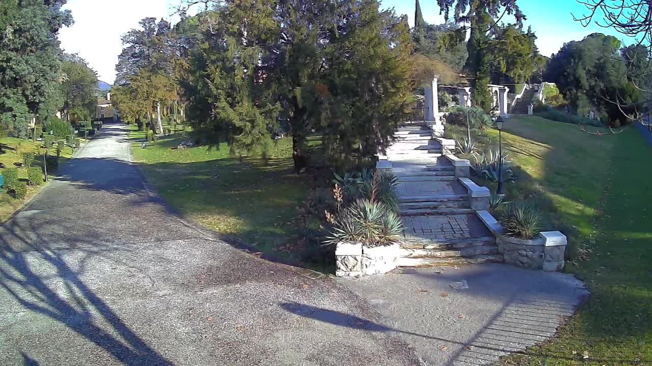 Spletna kamera park Coronini Kronberg – Gorica