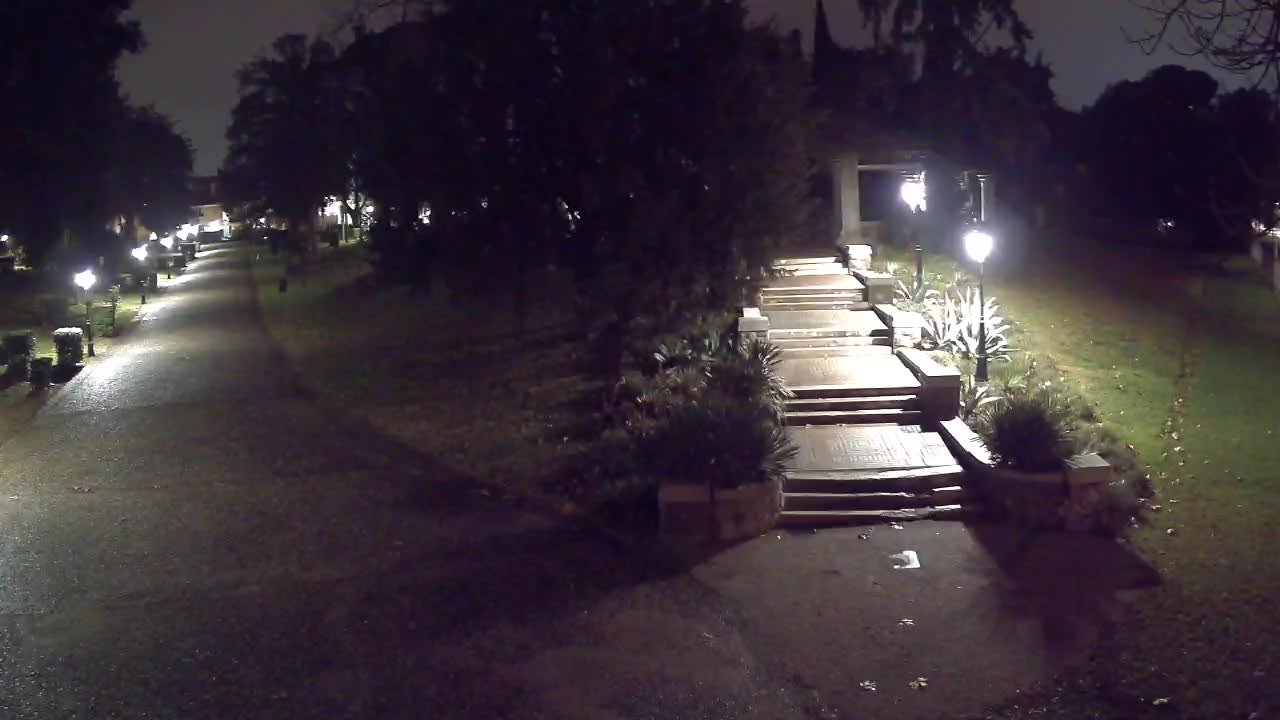 Spletna kamera park Coronini Kronberg – Gorica