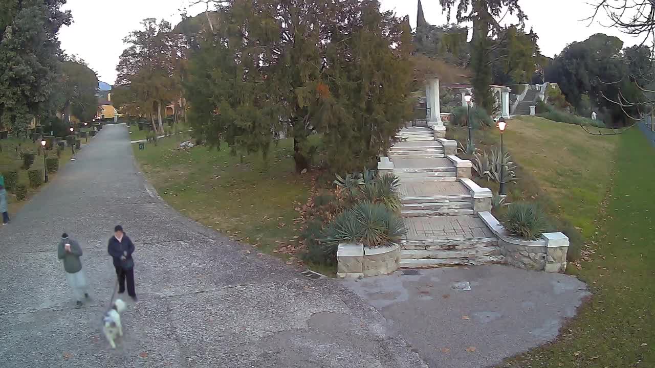 Spletna kamera park Coronini Kronberg – Gorica