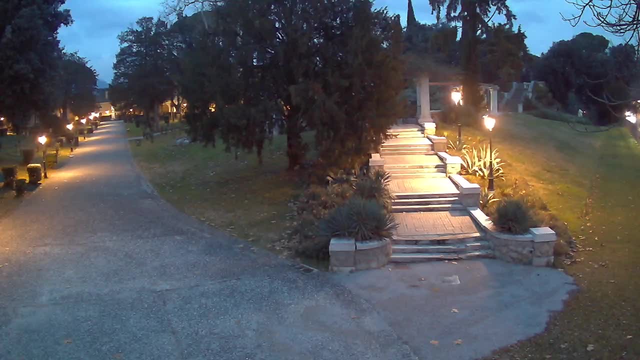 Parco Coronini-Cronberg Live Webcam – Green Oasis