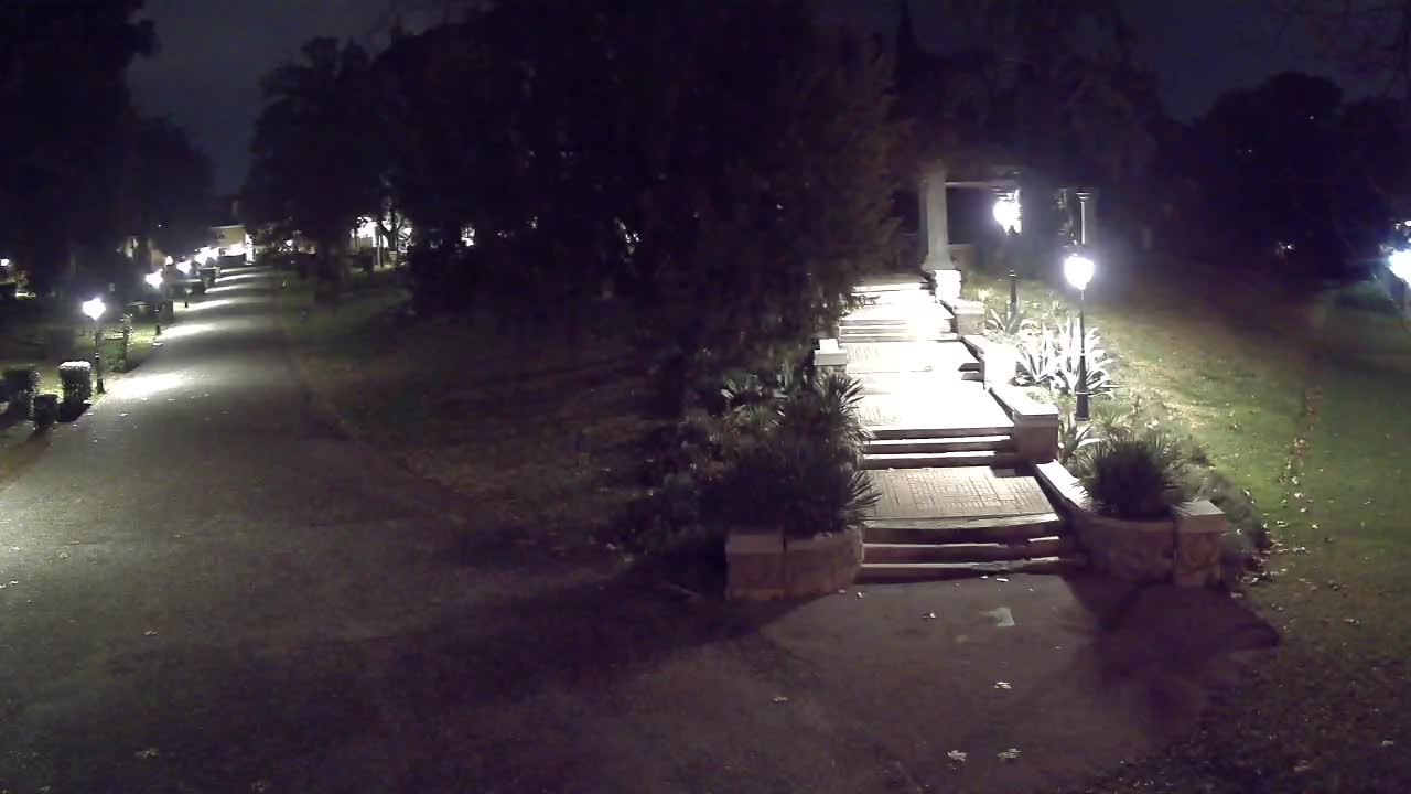 Parco Coronini-Cronberg Live Webcam – Green Oasis