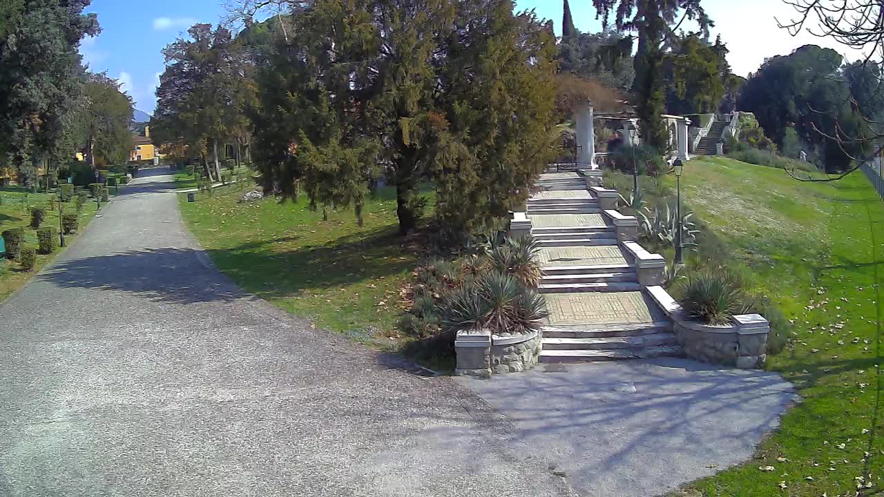 Spletna kamera park Coronini Kronberg – Gorica
