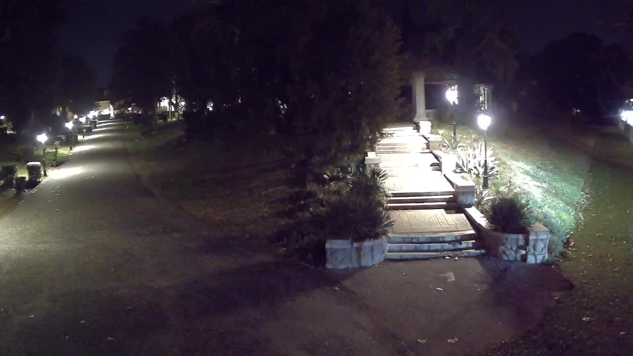 Parco Coronini-Cronberg Live Webcam – Green Oasis