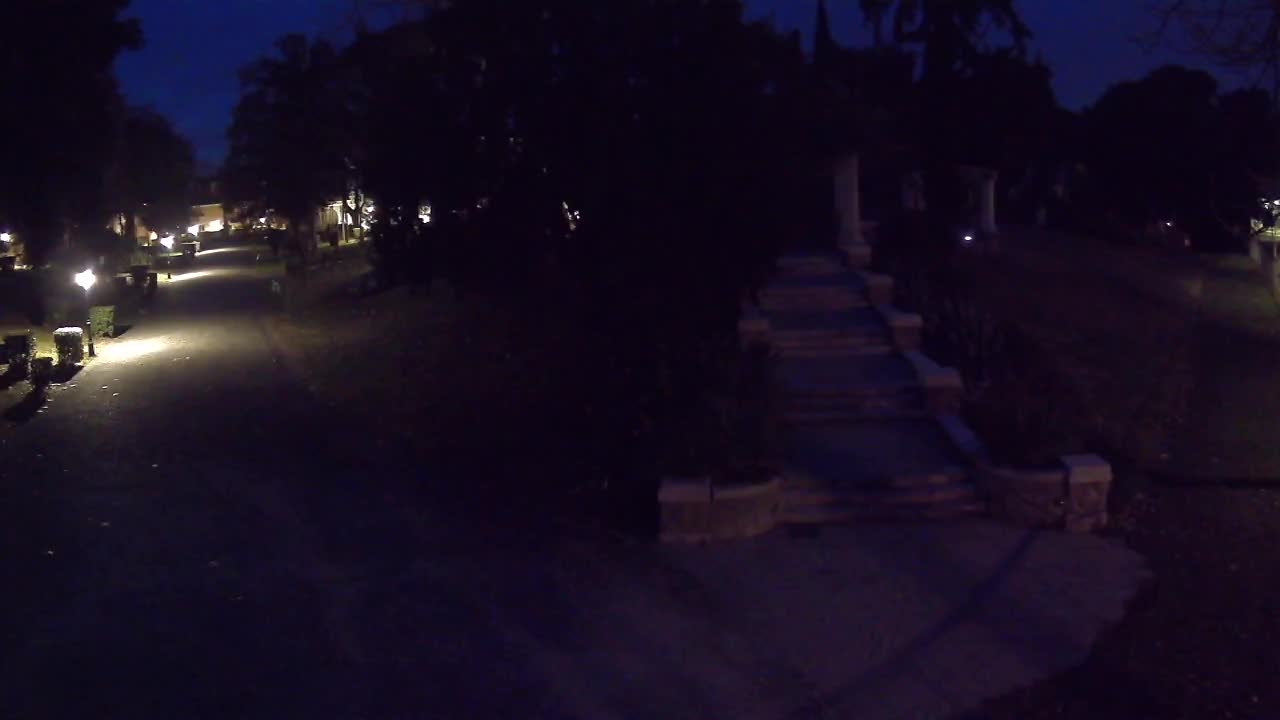 Parco Coronini-Cronberg Live Webcam – Green Oasis