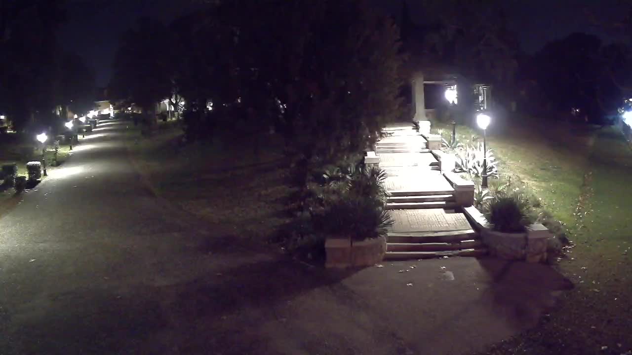 Parco Coronini-Cronberg Live Webcam – Green Oasis