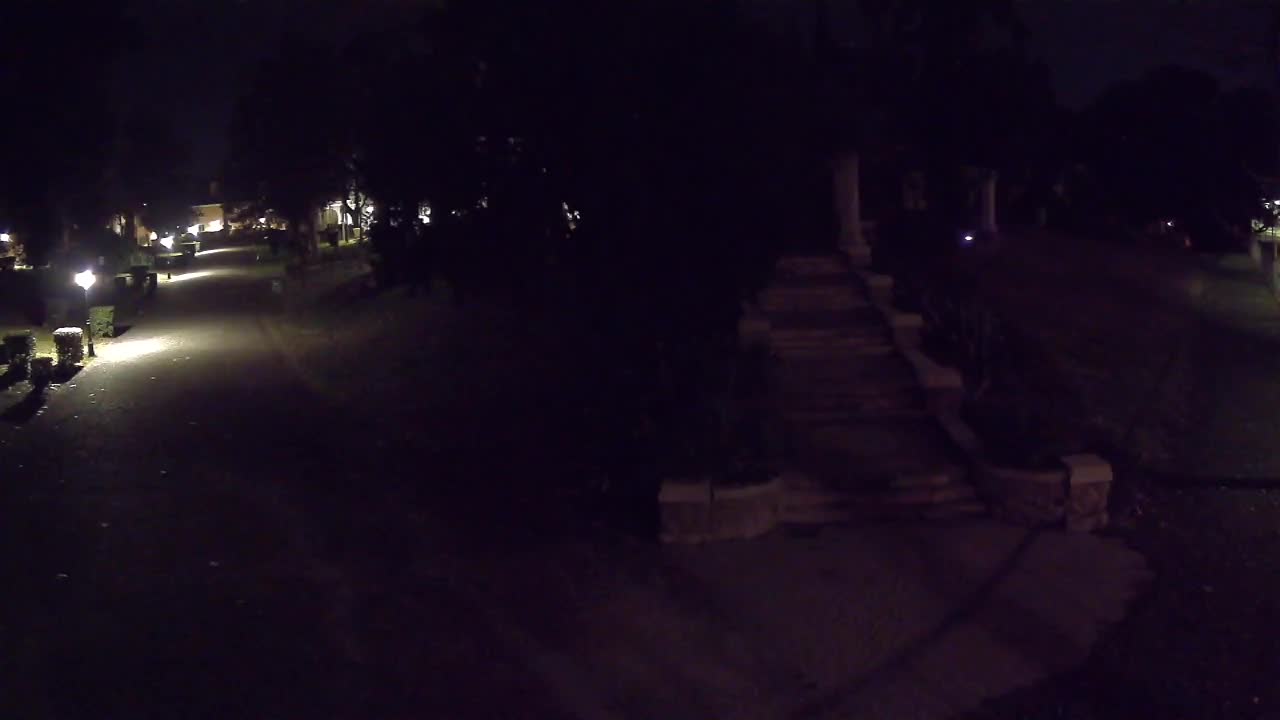 Parco Coronini-Cronberg Live Webcam – Green Oasis