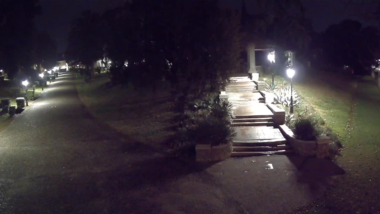 Spletna kamera park Coronini Kronberg – Gorica