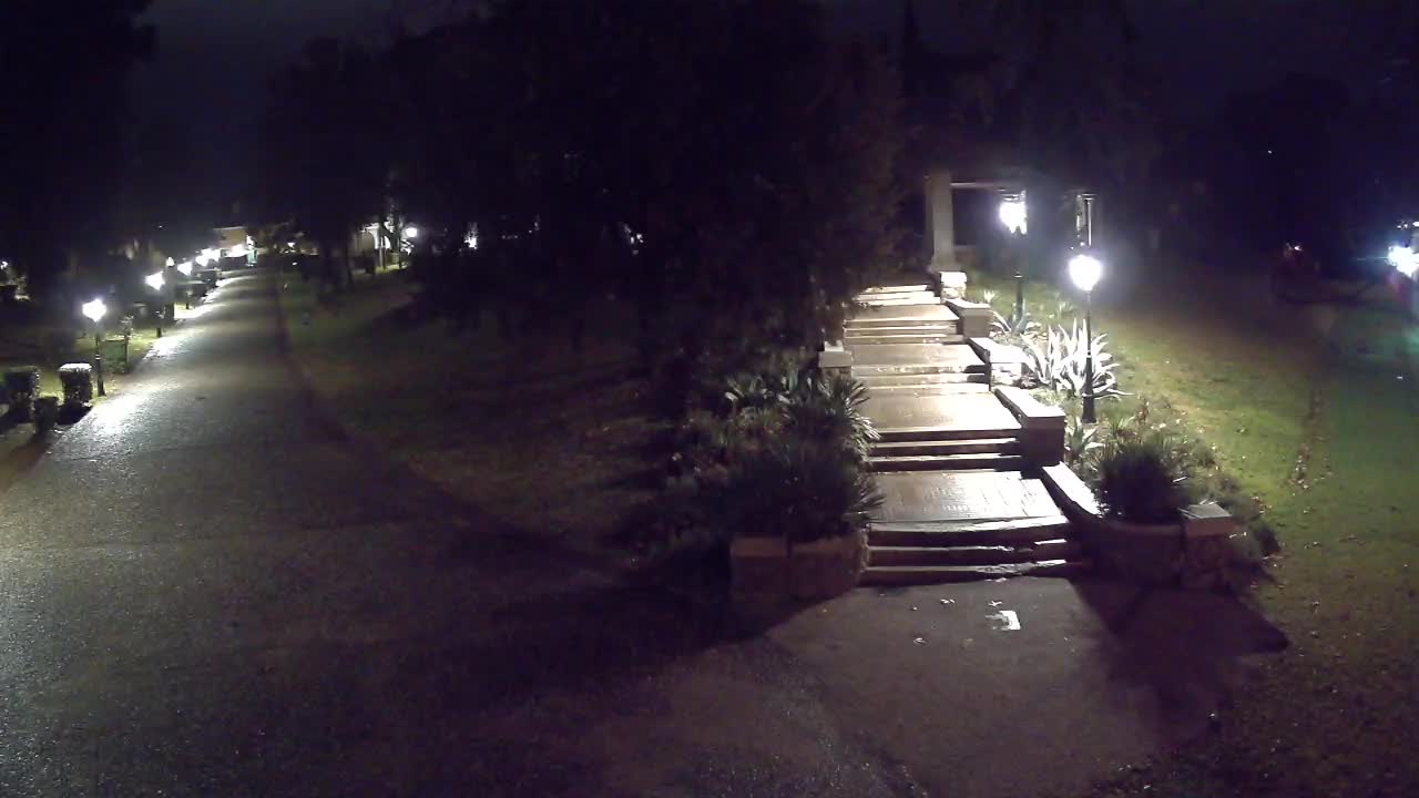 Parco Coronini-Cronberg Live Webcam – Green Oasis