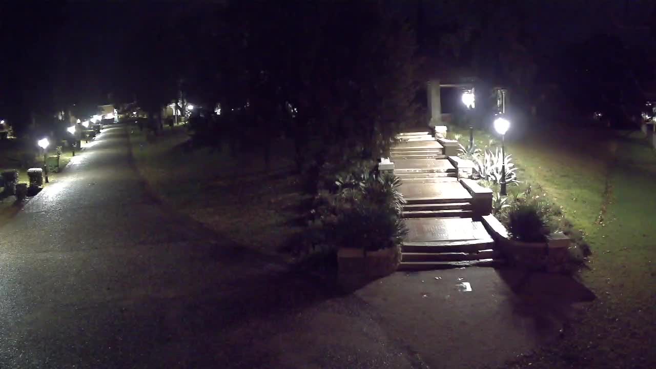 Parco Coronini-Cronberg Live Webcam – Green Oasis