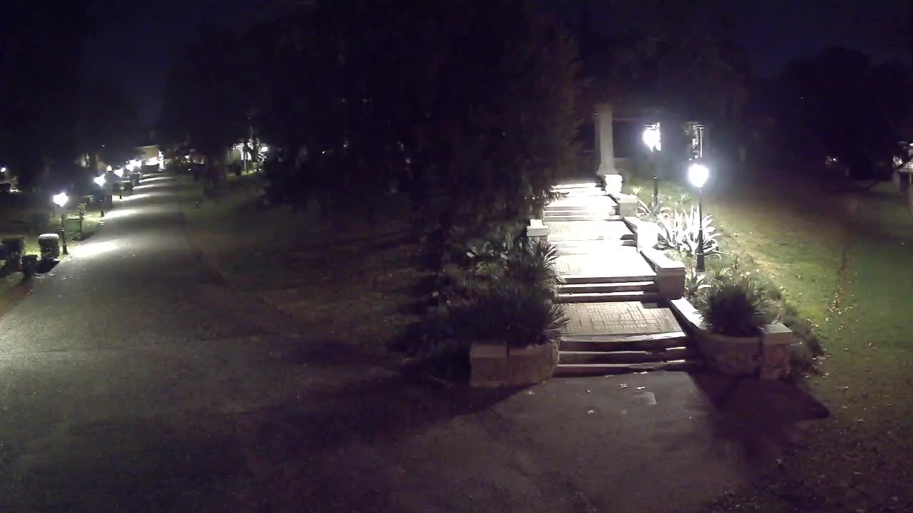 Parco Coronini-Cronberg Live Webcam – Green Oasis