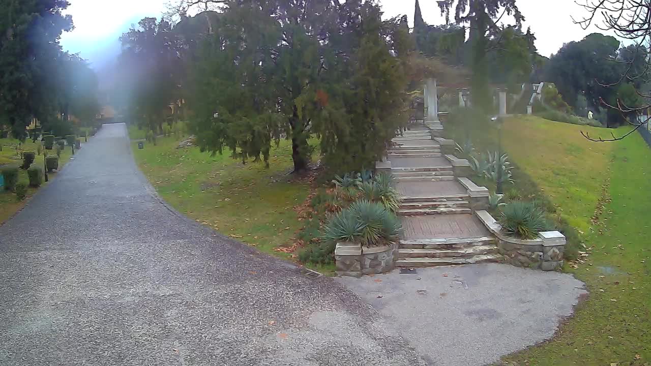 Spletna kamera park Coronini Kronberg – Gorica