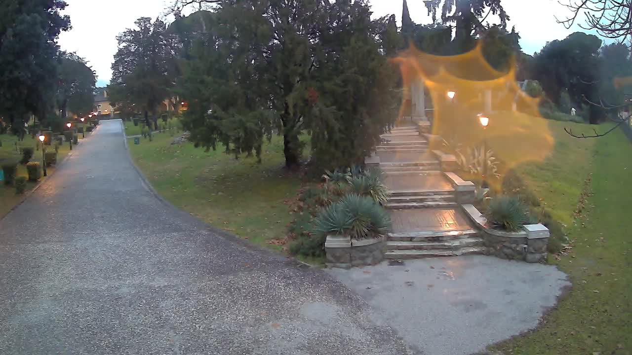 Parco Coronini-Cronberg Live Webcam – Green Oasis