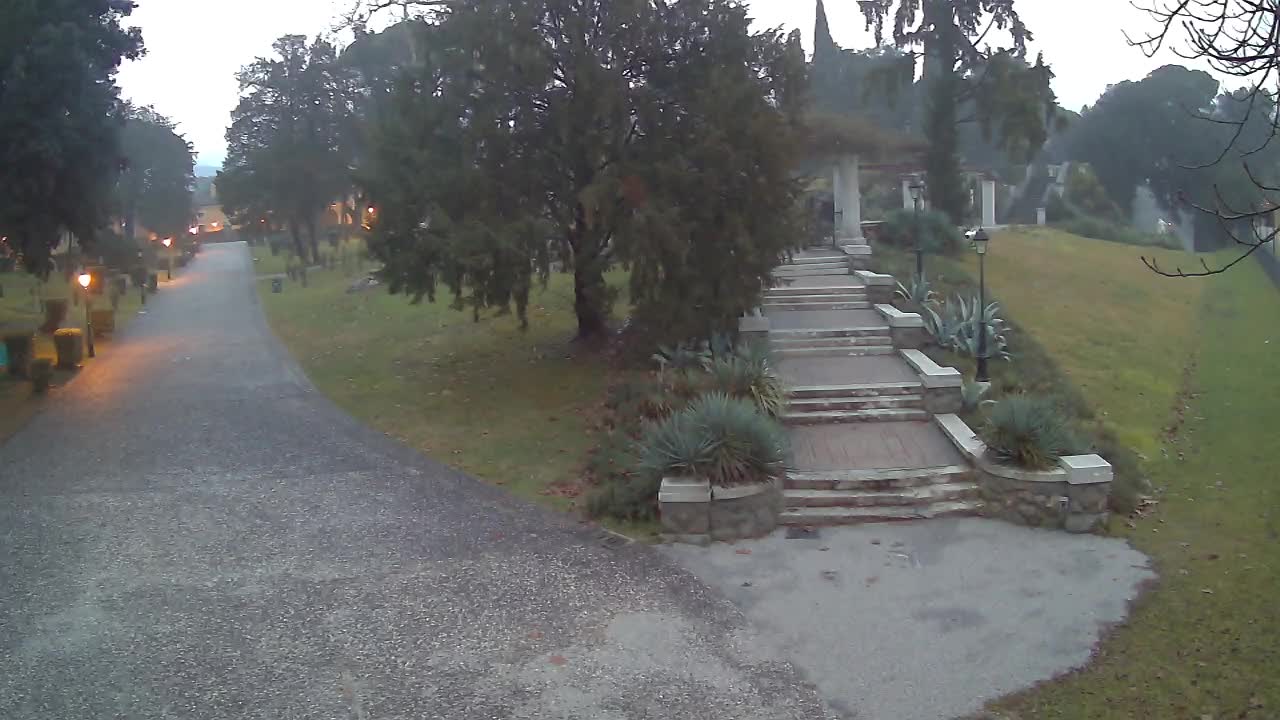 Parco Coronini-Cronberg Live Webcam – Green Oasis