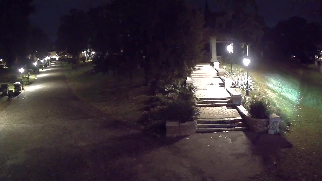 Spletna kamera park Coronini Kronberg – Gorica