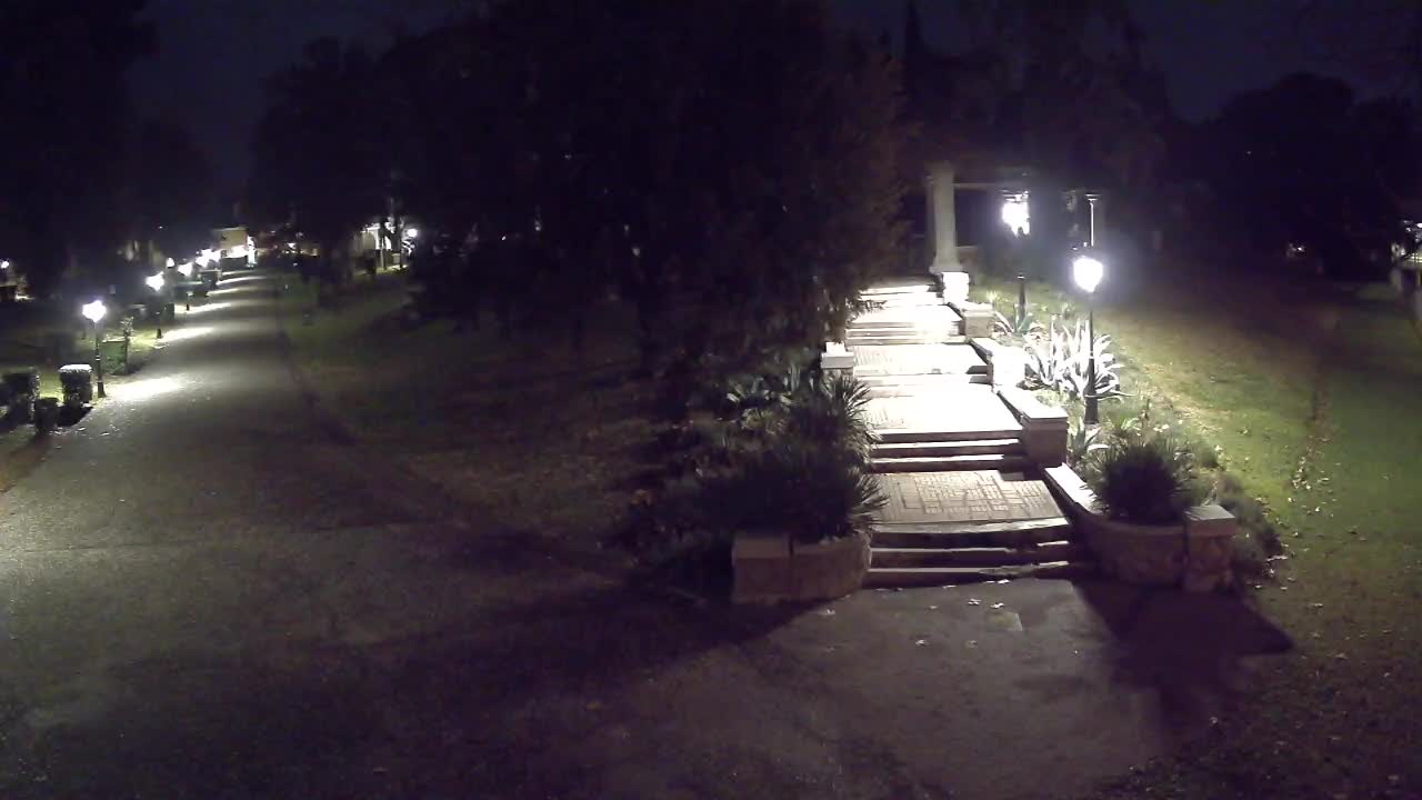 Spletna kamera park Coronini Kronberg – Gorica