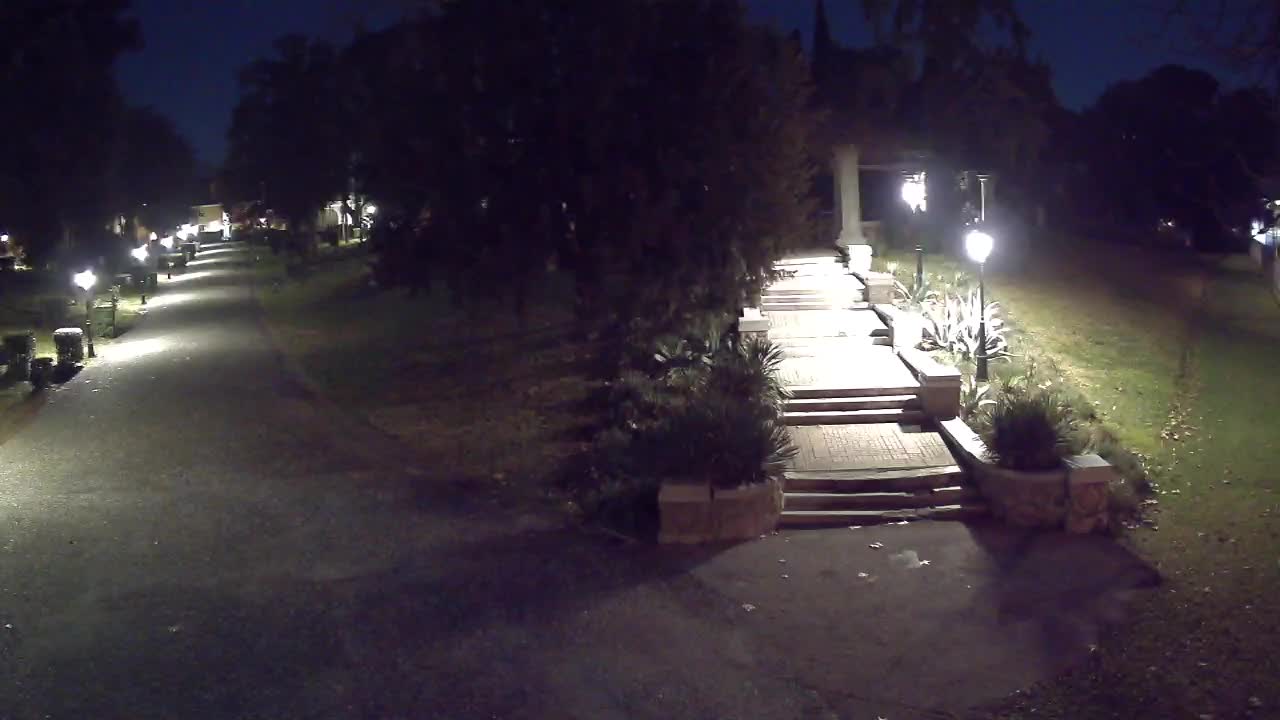 Spletna kamera park Coronini Kronberg – Gorica