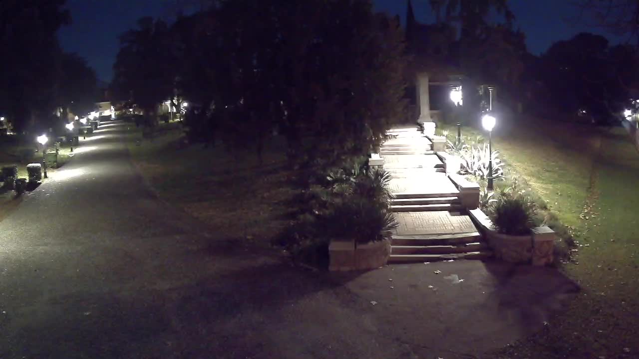 Spletna kamera park Coronini Kronberg – Gorica