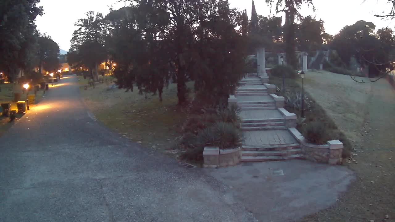 Parco Coronini-Cronberg Live Webcam – Green Oasis