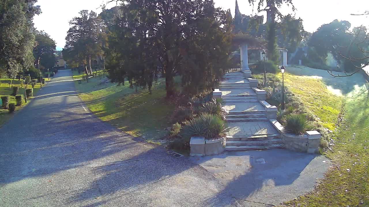 Spletna kamera park Coronini Kronberg – Gorica