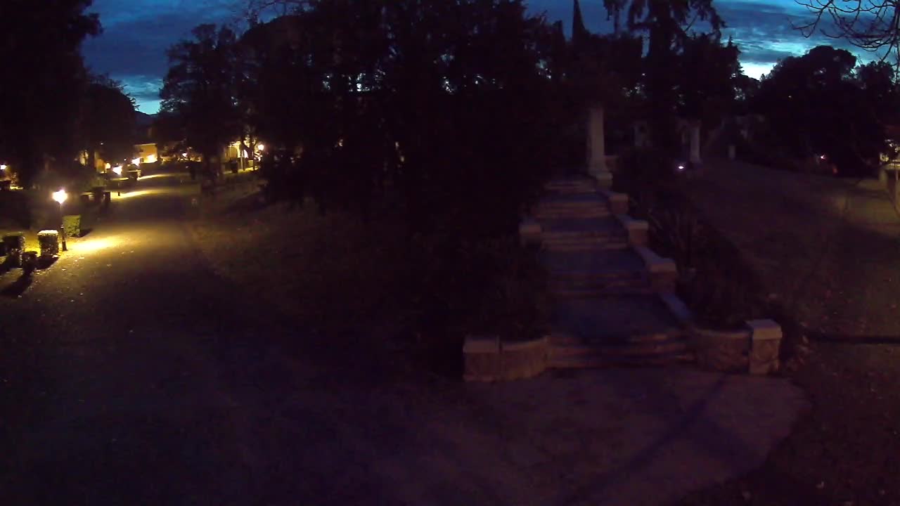 Spletna kamera park Coronini Kronberg – Gorica