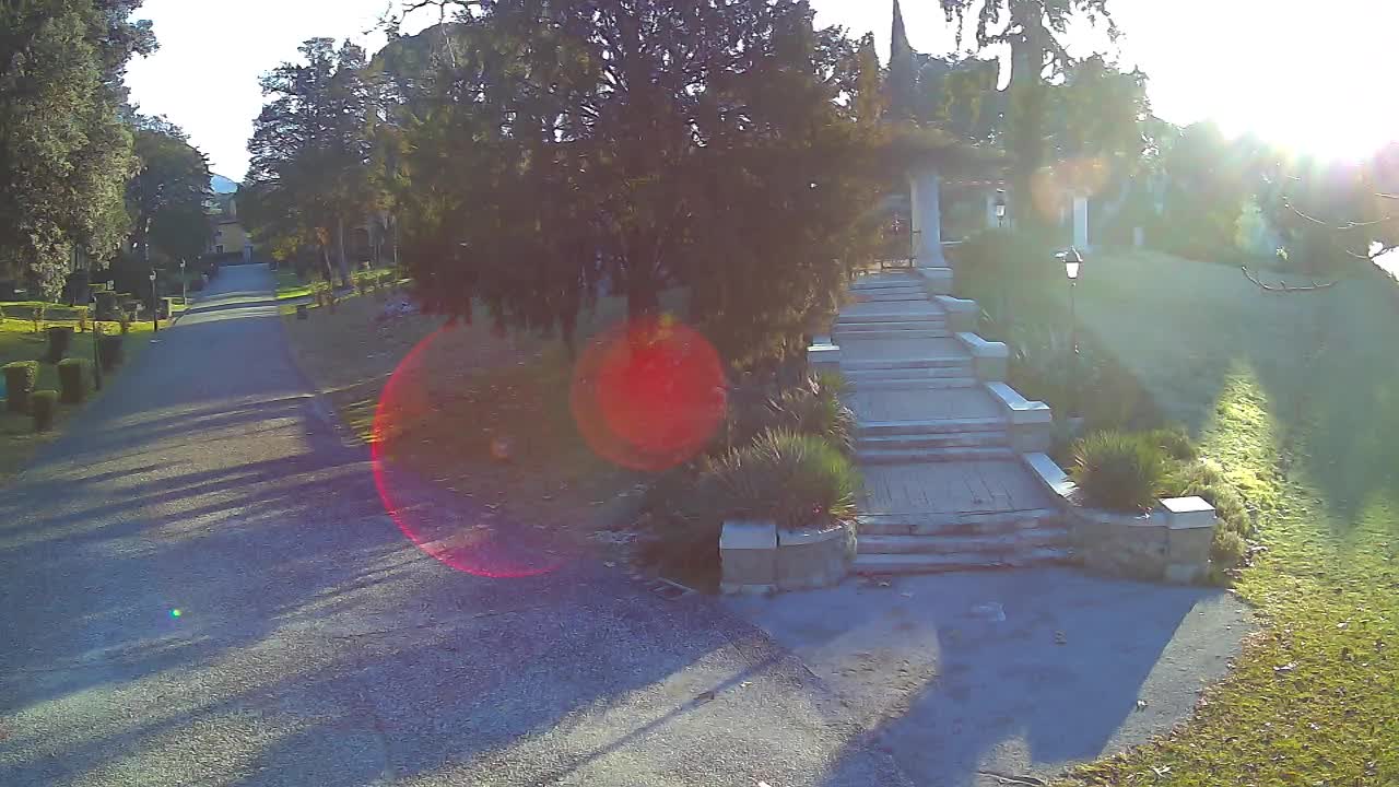 Spletna kamera park Coronini Kronberg – Gorica