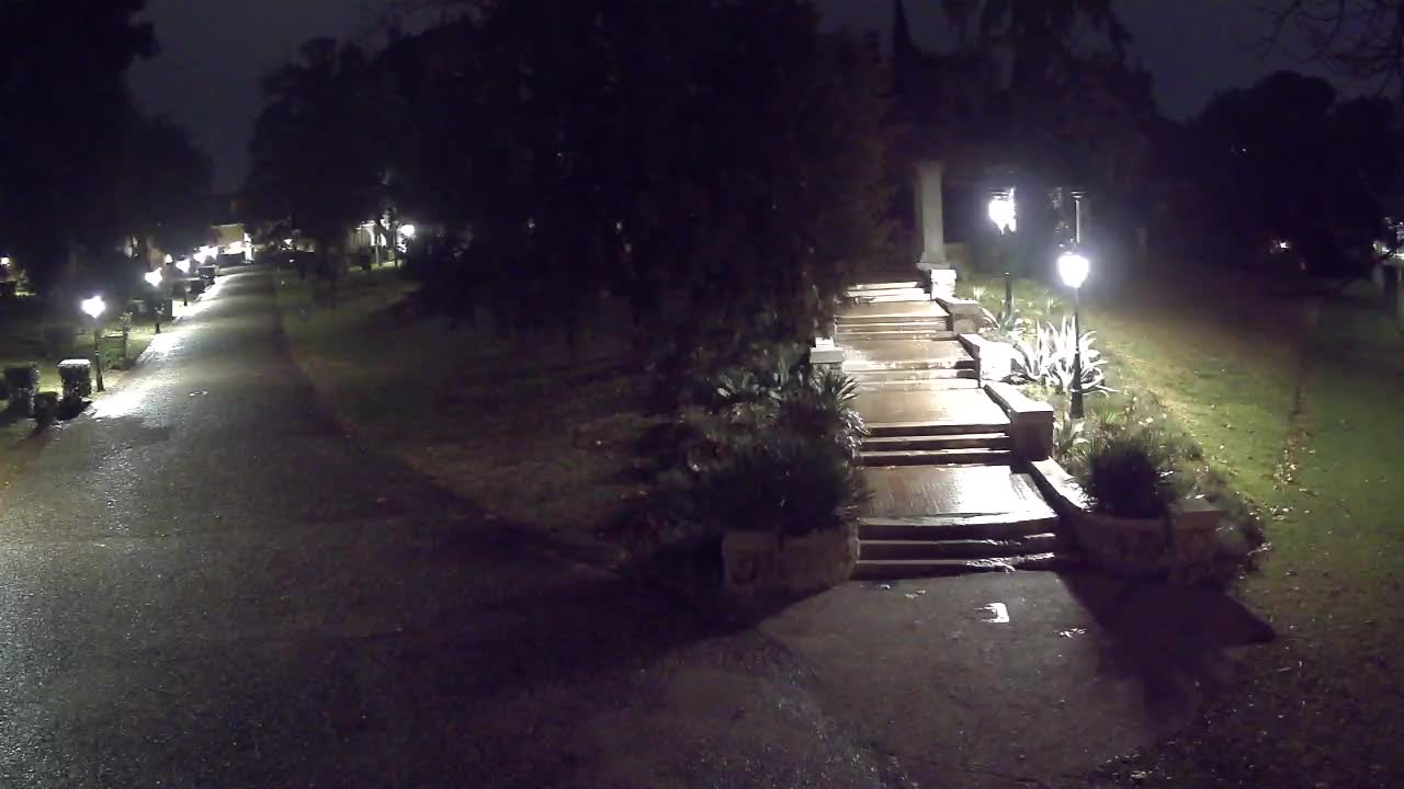 Spletna kamera park Coronini Kronberg – Gorica