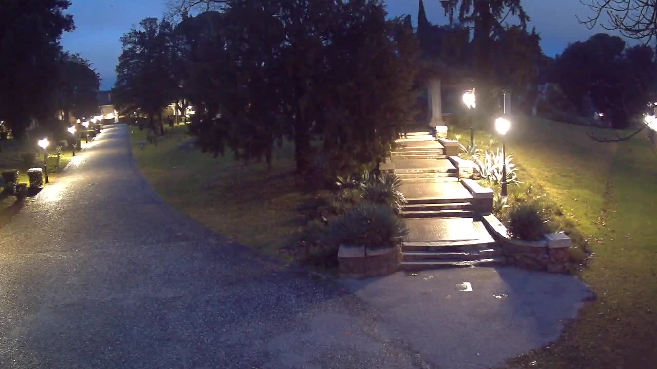 Spletna kamera park Coronini Kronberg – Gorica