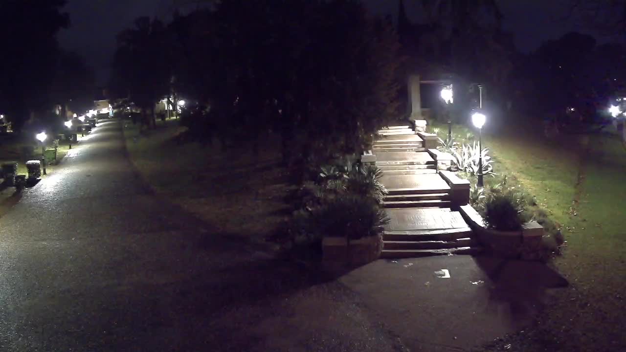 Spletna kamera park Coronini Kronberg – Gorica