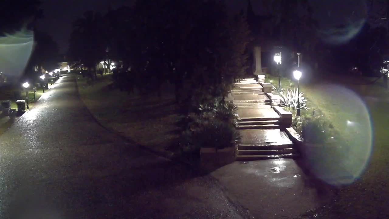 Parco Coronini-Cronberg Live Webcam – Green Oasis