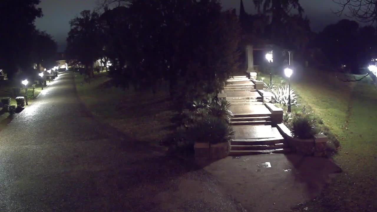 Spletna kamera park Coronini Kronberg – Gorica