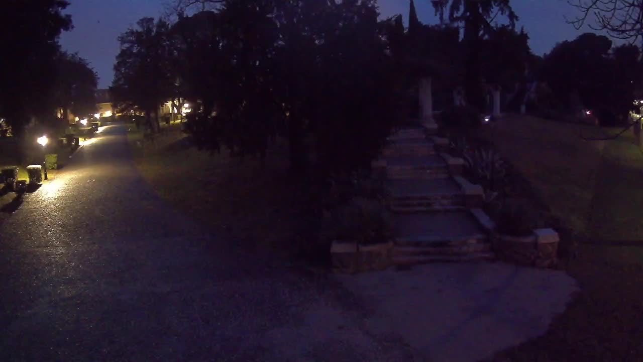 Parco Coronini-Cronberg Live Webcam – Green Oasis