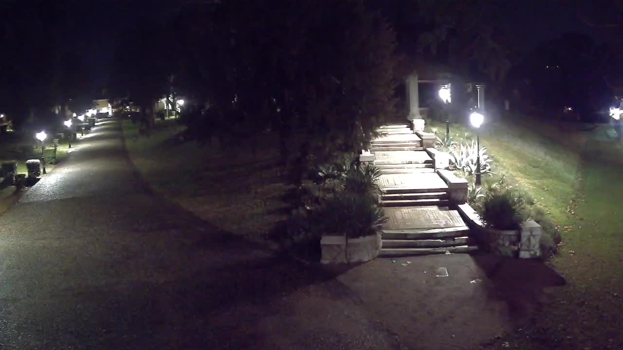 Parco Coronini-Cronberg Live Webcam – Green Oasis