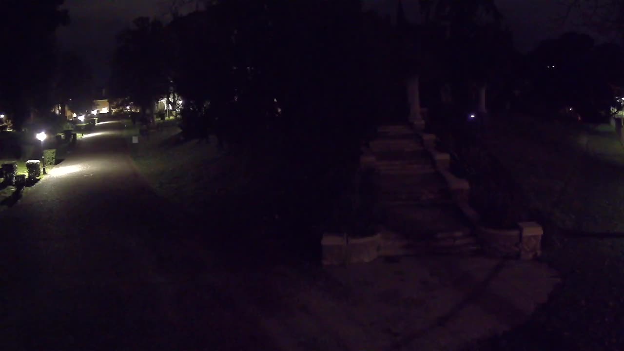 Parco Coronini-Cronberg Live Webcam – Green Oasis