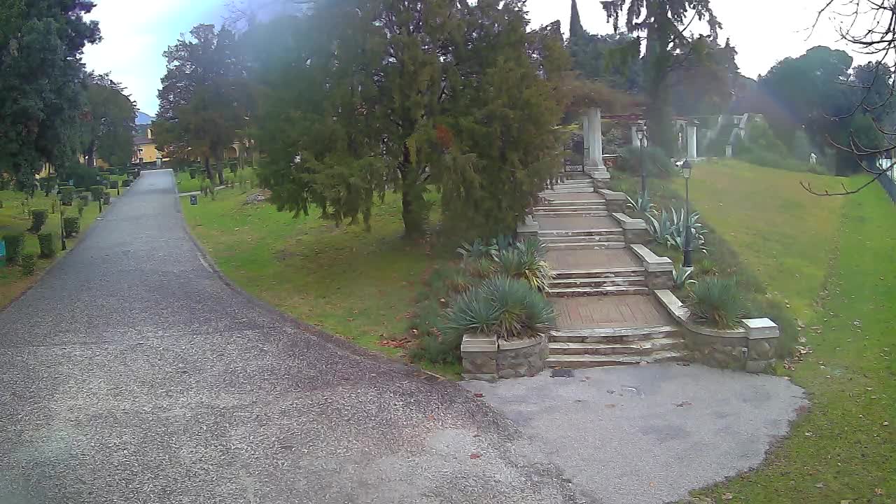 Parco Coronini-Cronberg Live Webcam – Green Oasis