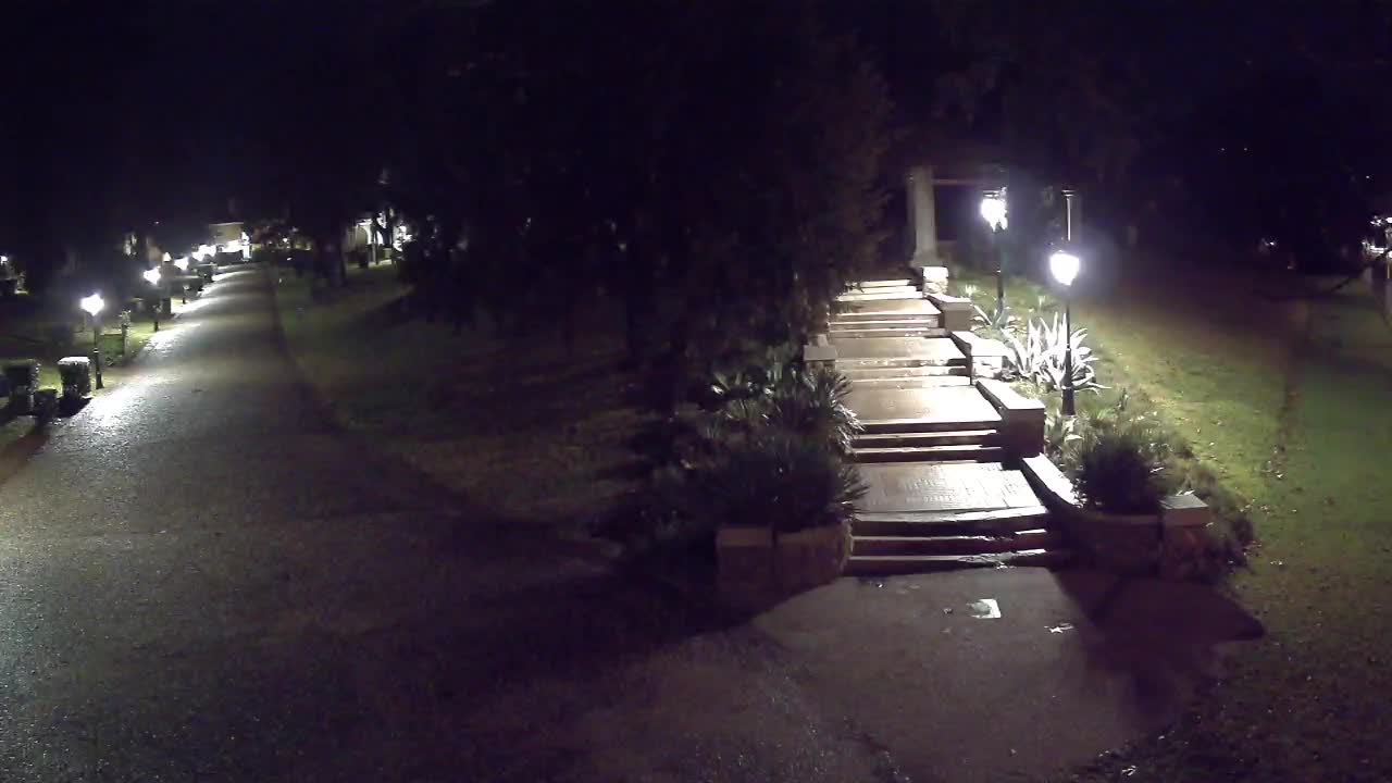 Spletna kamera park Coronini Kronberg – Gorica