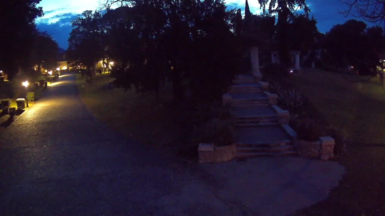 Parco Coronini-Cronberg Live Webcam – Green Oasis