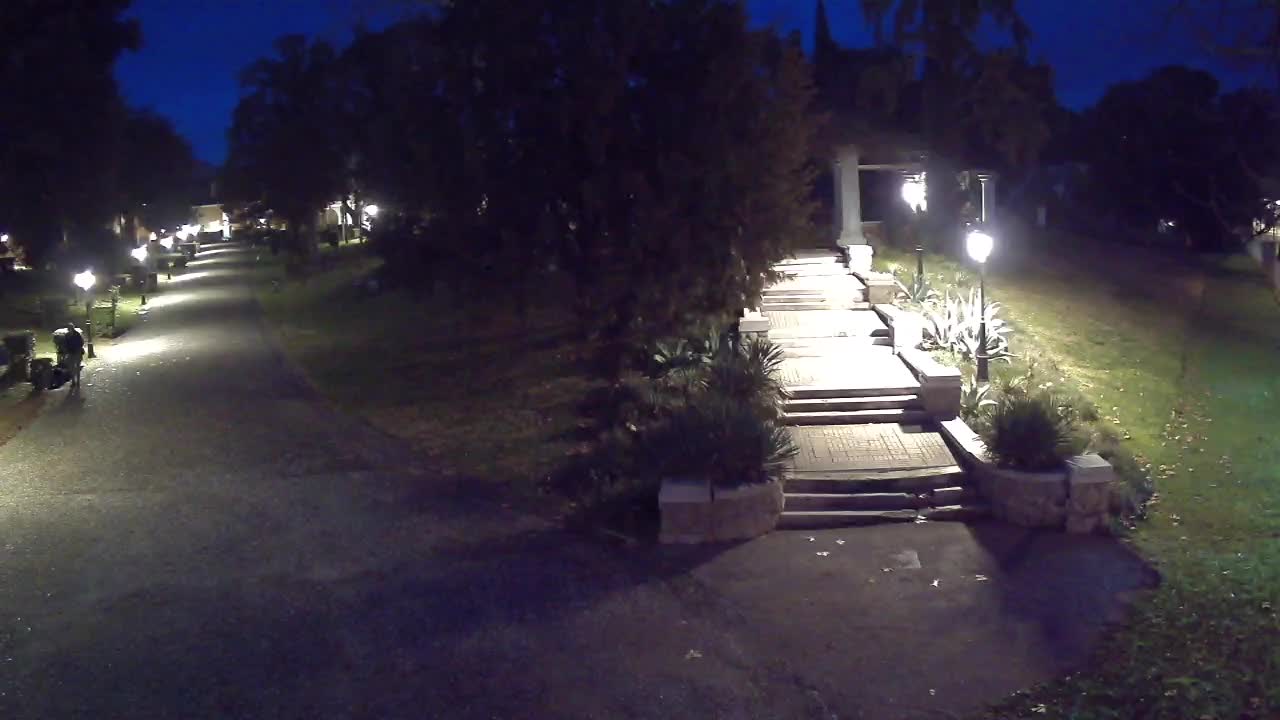 Parco Coronini-Cronberg Live Webcam – Green Oasis