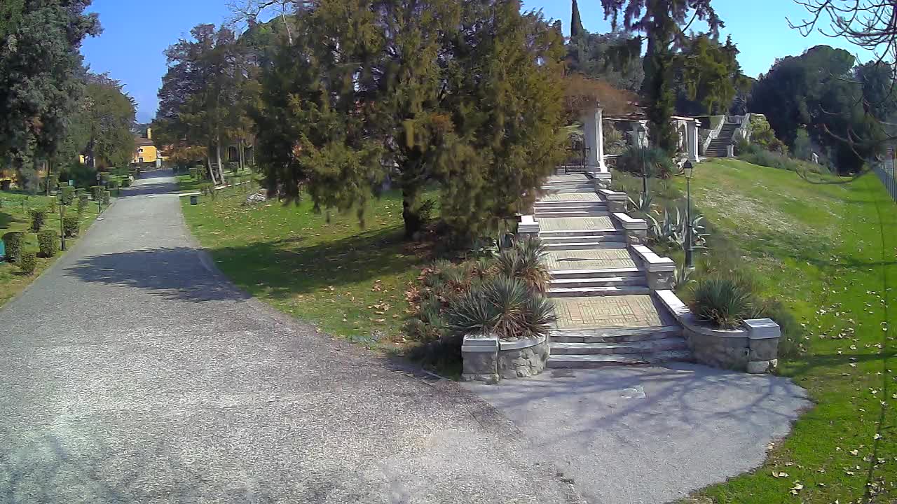 Spletna kamera park Coronini Kronberg – Gorica