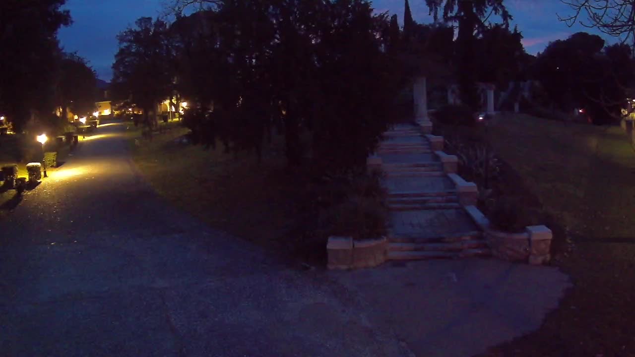 Parco Coronini-Cronberg Live Webcam – Green Oasis