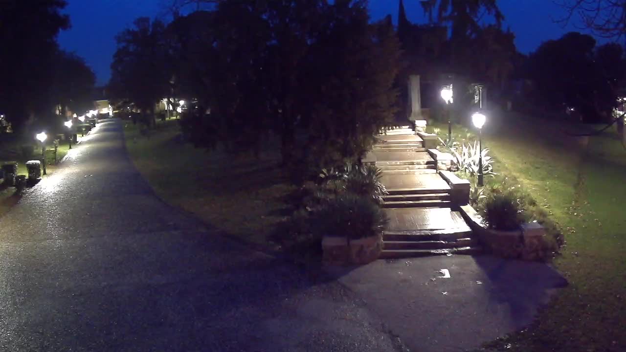 Spletna kamera park Coronini Kronberg – Gorica