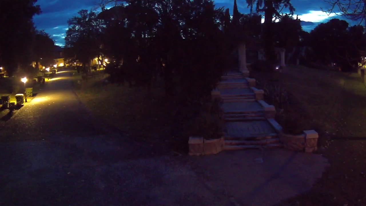 Parco Coronini-Cronberg Live Webcam – Green Oasis