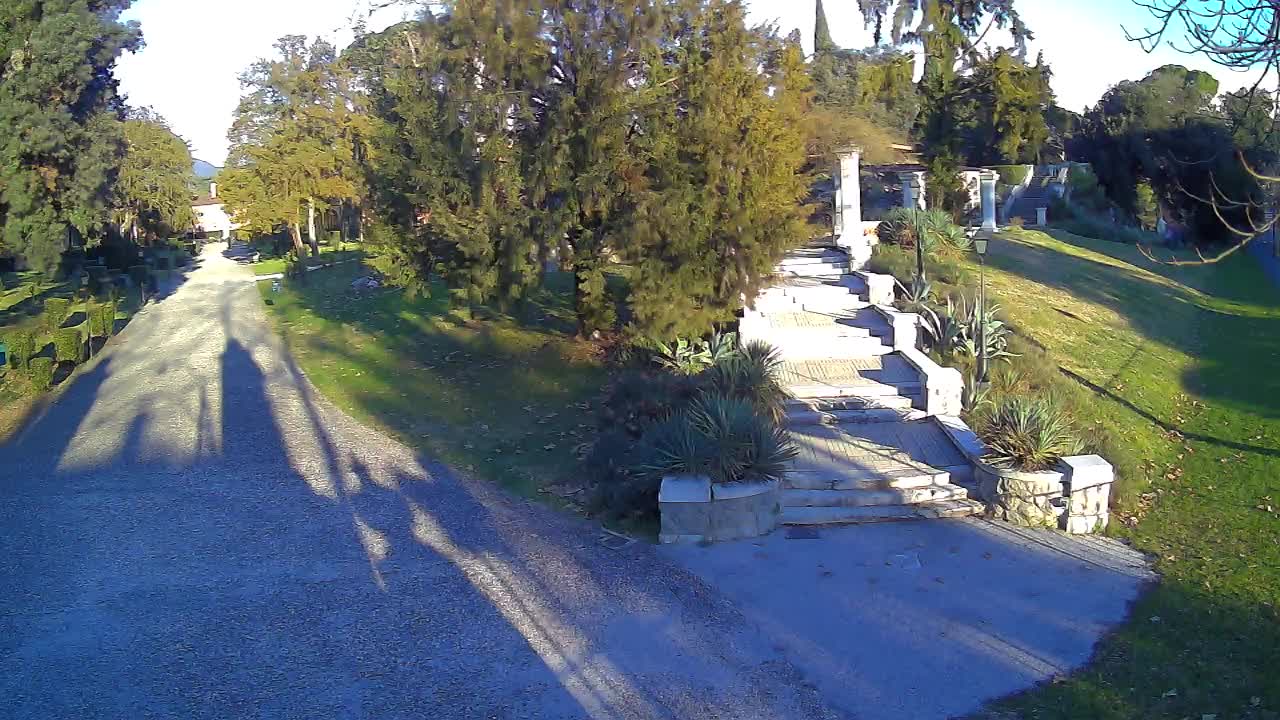 Spletna kamera park Coronini Kronberg – Gorica