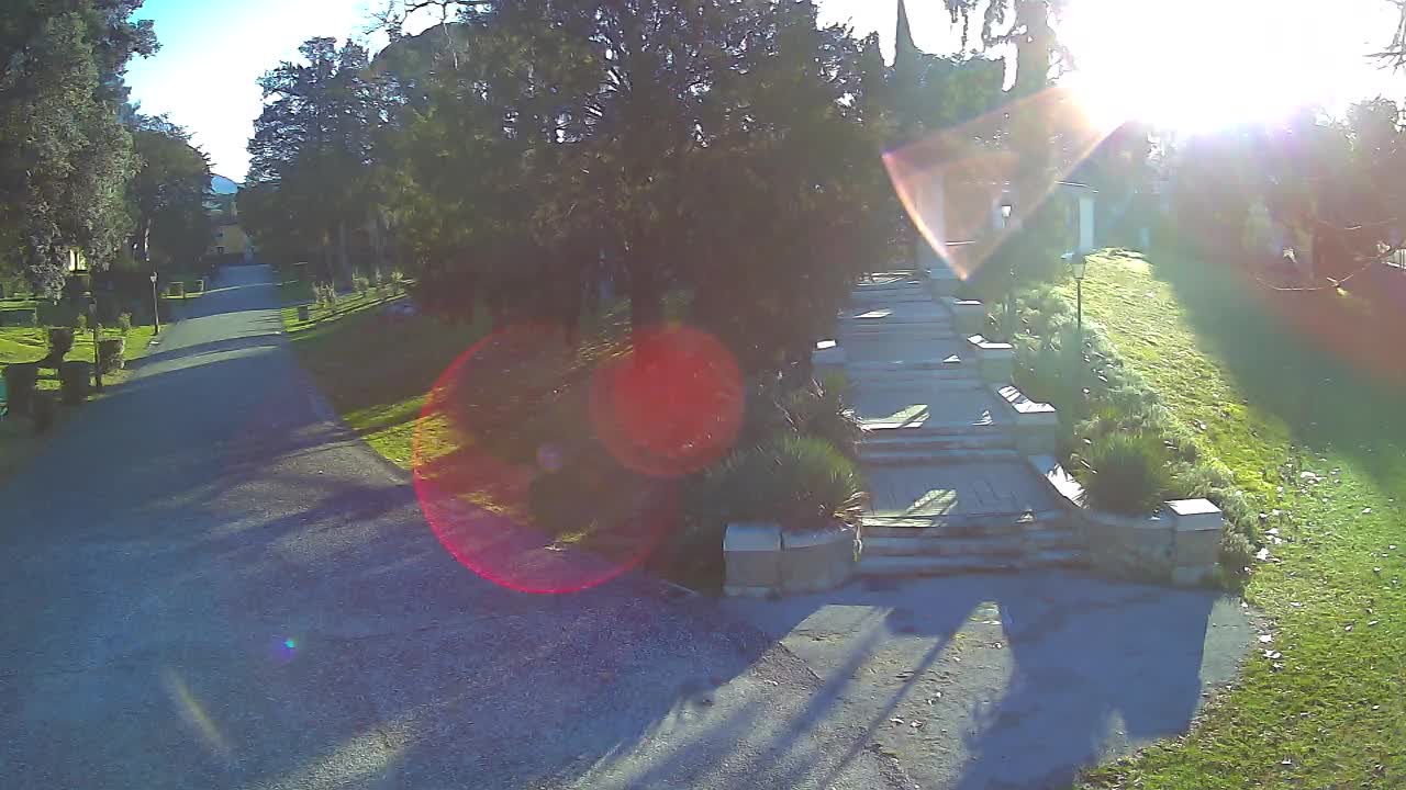 Spletna kamera park Coronini Kronberg – Gorica