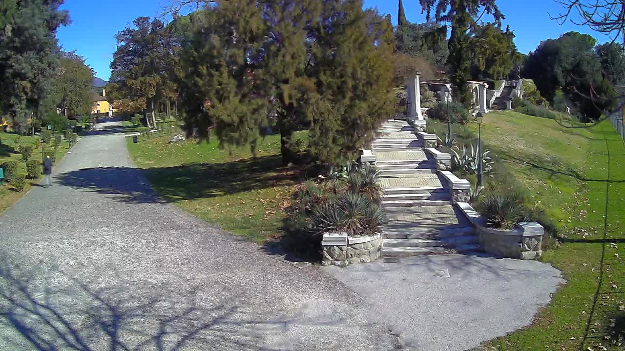 Spletna kamera park Coronini Kronberg – Gorica