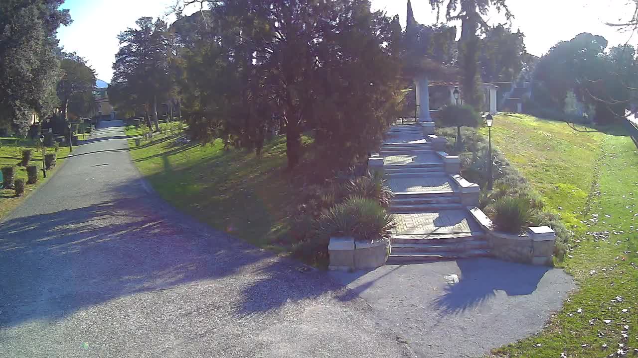 Spletna kamera park Coronini Kronberg – Gorica