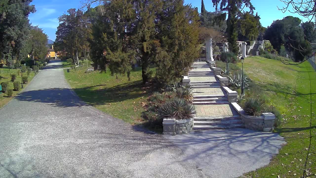 Spletna kamera park Coronini Kronberg – Gorica