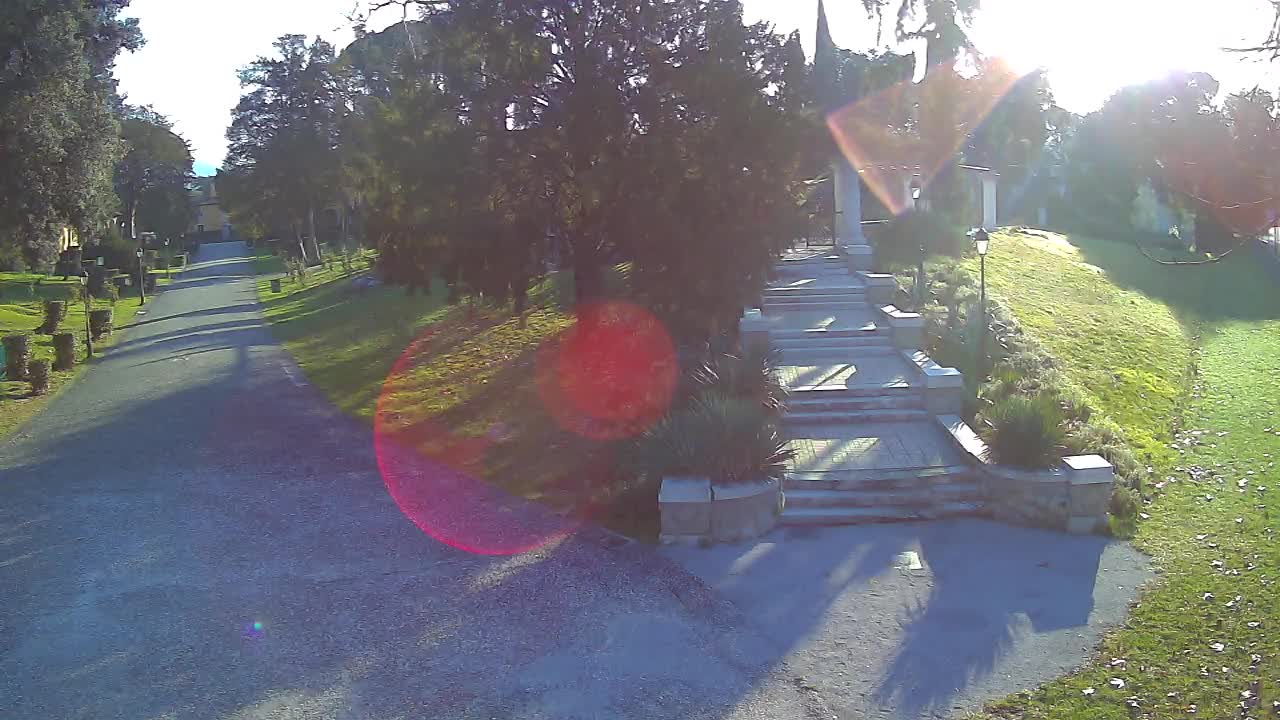 Parco Coronini-Cronberg Live Webcam – Green Oasis